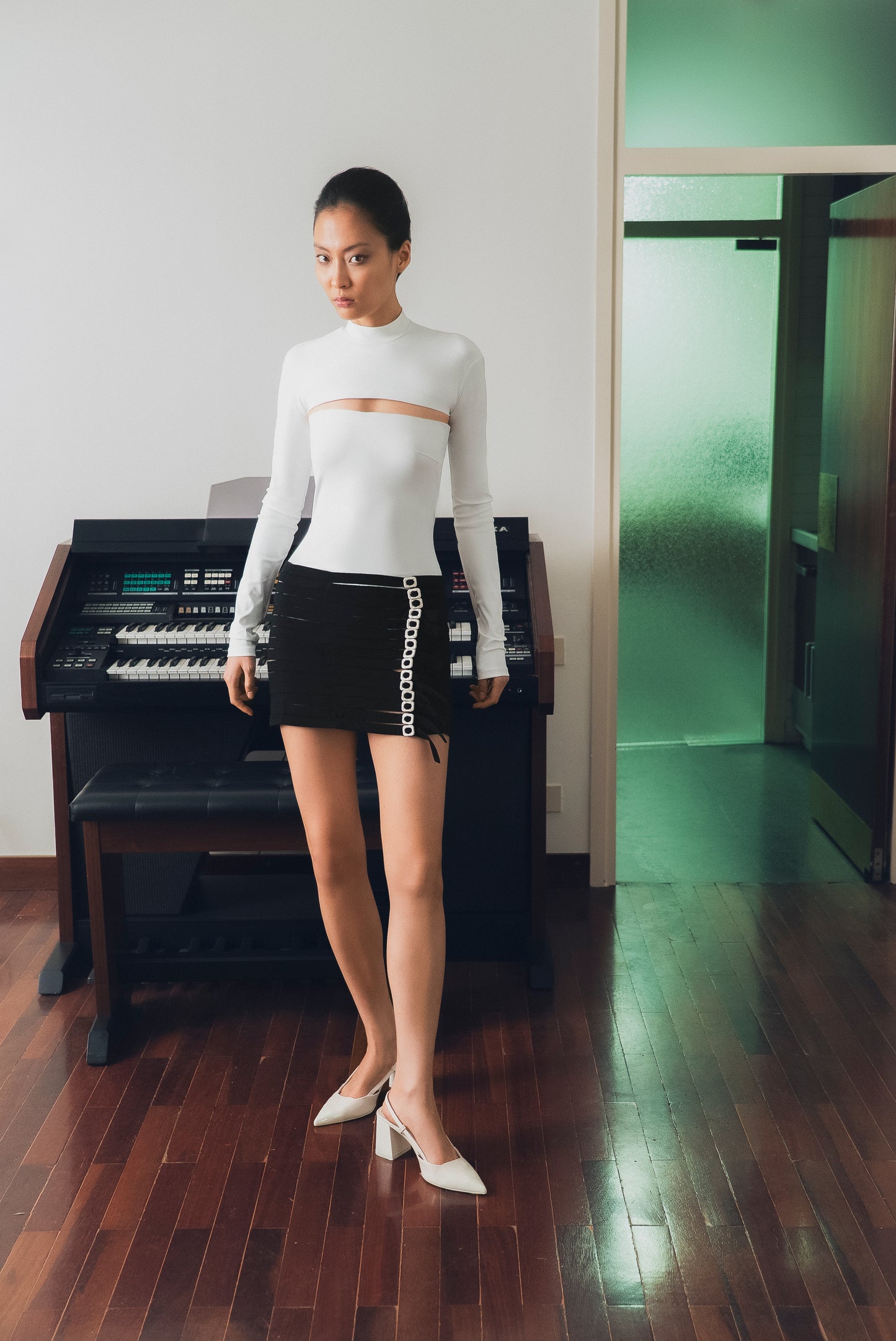 Skirt of a Thousand Belts